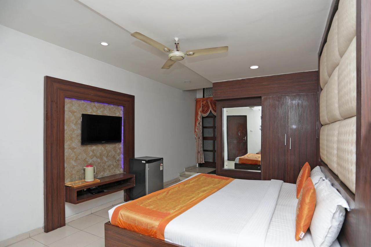 The Gagan Plaza Hotel Kanpur Exterior photo